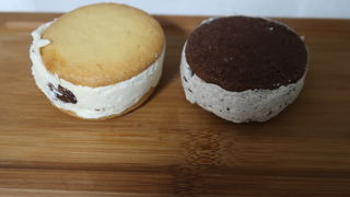 コールドストーン クリーマリー サンド ヒカリエSinQs店