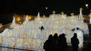 なんば駅周辺の冬の風物詩イルミネーション!!