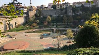 トラブゾン城近くの谷の公園