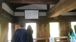 お月見をする櫓