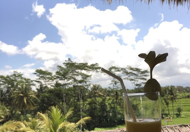 ロケーションよし、味はイマイチ