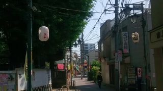 レトロ感があふれる素晴らしい商店街