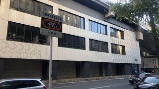 定休日は日祝となっていますが、、