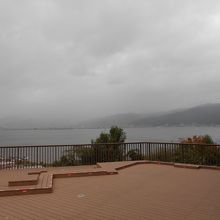 諏訪SAからの諏訪湖