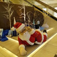 エントランスにサンタさん