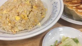 ぎょうざの満洲 中野南口店