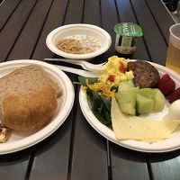 朝食ビュッフェはこんな感じ