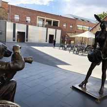 おしゃれな建築物