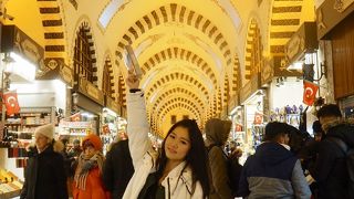 トルコの中にアラブのスークを思い出させる場所