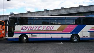 岡山駅から約30分で空港に到着