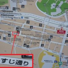 日枝神社に近いです。外堀通りから２本、西に並行しています。