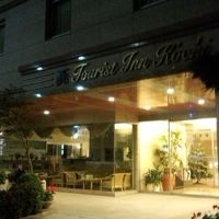 本ホテル入口の様子です。