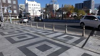 お城と町人街つなぐ橋