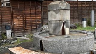 落ち着いて足湯をしたい方は空の散歩道へ