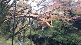 橋の下からの景色が綺麗