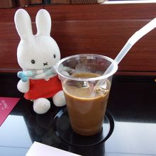 アイスコーヒーはお代り自由。