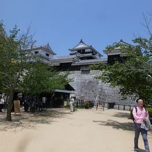 本丸跡は広々台地状