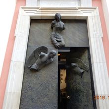 街にはいろいろなオブジェが