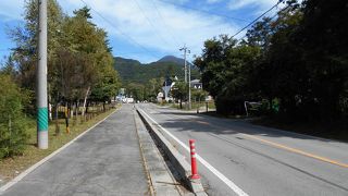 高原地帯を走るドライブウエイ