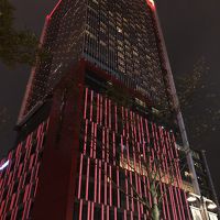 おしゃれな地区にあるおしゃれなホテル