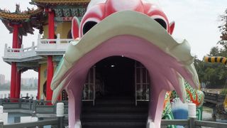 龍と虎のディテールが可愛い！