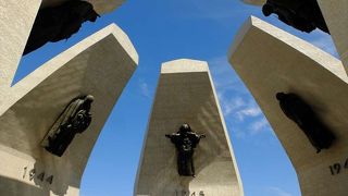 第二次世界大戦戦死者慰霊記念塔