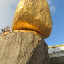 ゴールデンロック