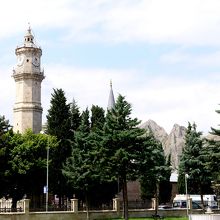 時計塔のわきにある