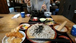 そば処 恋路亭の昼食　三島市佐野体験農園 ブロッコリー・キャベツの収穫　玉ネギの追肥