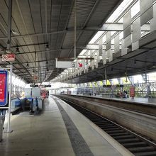 エントレカンポス駅