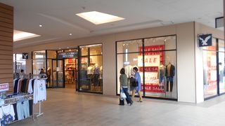 アメリカンイーグル アウトフィッターズ (滋賀竜王店）