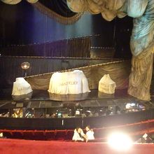 開演前までは写真可始まったら一切不可です