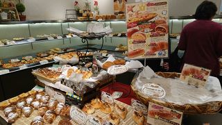 伊三郎製ぱん イオン戸畑店