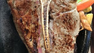 手軽にステーキが食べられるお店