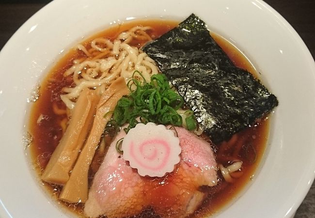 焼鳥屋さんの昼ラーメン　こんなにうまいスープは滅多にない