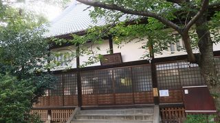 静かなお寺