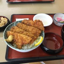 カツ丼　