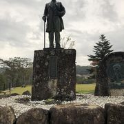 大井ダムのダム湖にある島状の公園