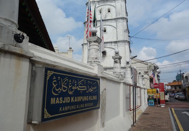 マレーシアらしさを象徴する小路。