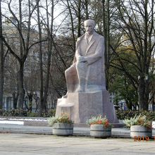 オブジェや像も沢山ありました