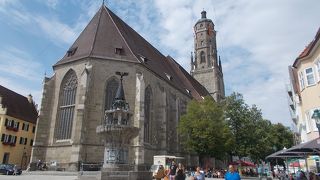 旧市街地の中心にあります。