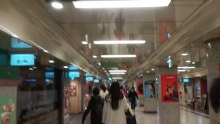 栄駅　地下街