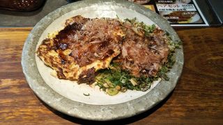 新大阪駅構内のお好み焼き屋さん！