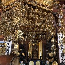 内部はこんなに立派です。