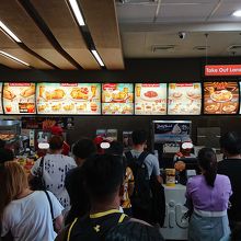 12時過ぎは並んでいました