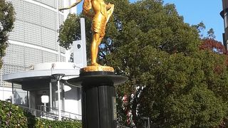 都会のオアシス