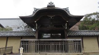 通ることはできません