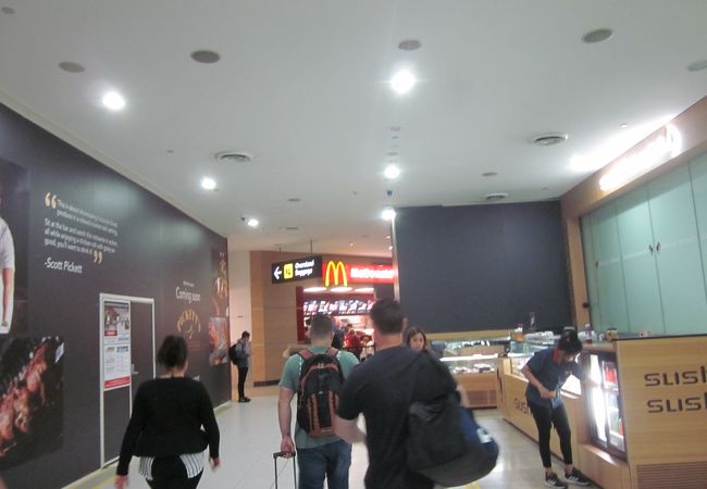 マクドナルド (メルボルン国際空港 ２号店)