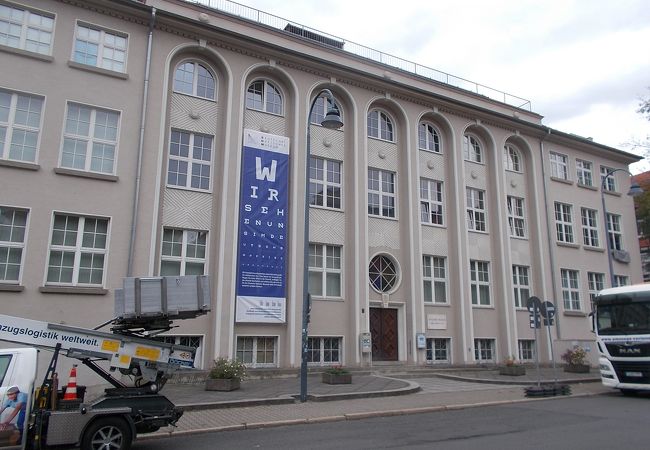 旧市街地の西南ノエリアにあります。