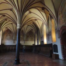 「高い城」チャプターハウス。ドイツ騎士団の会議室だった。